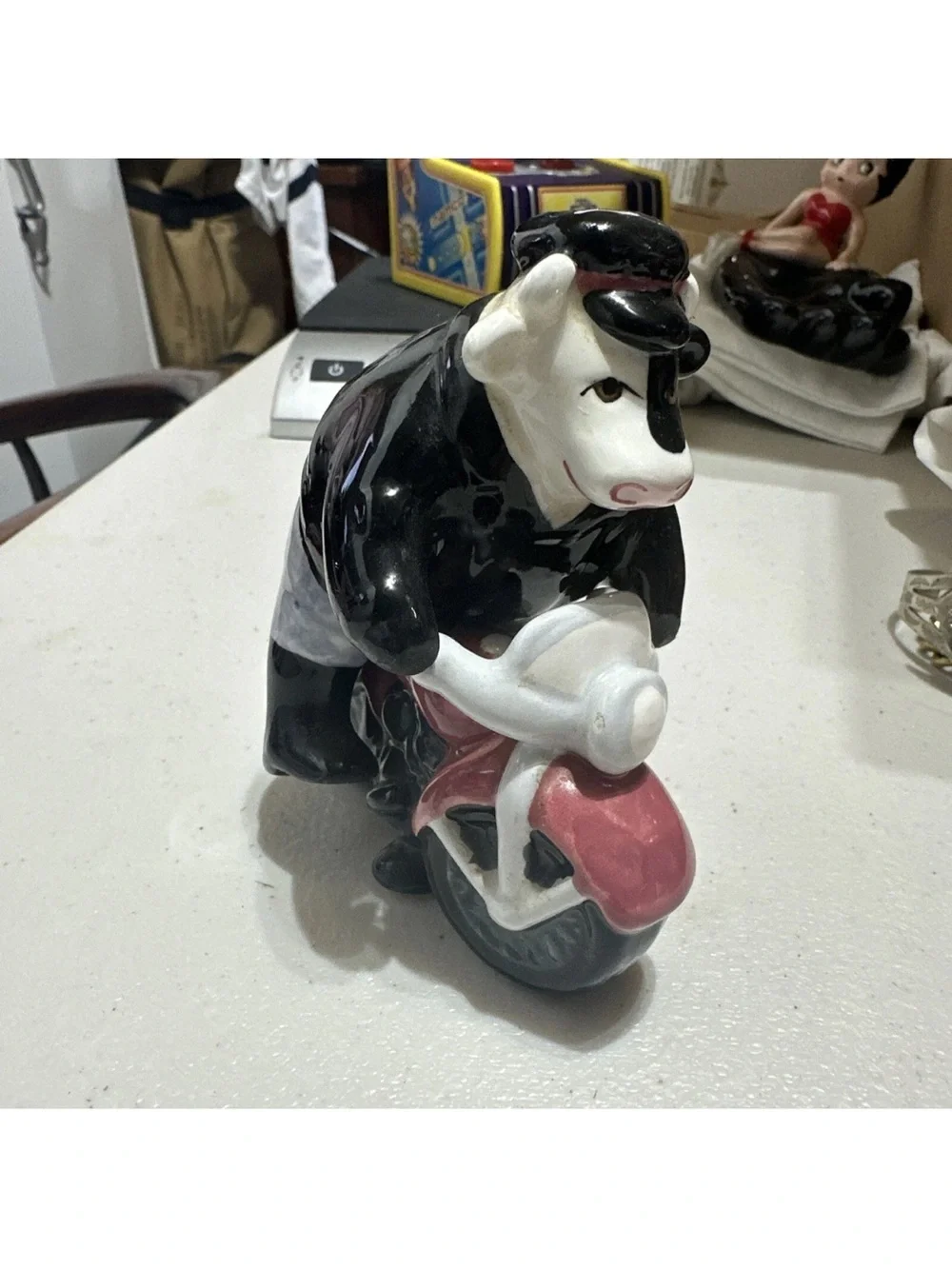 Vintage packaging features the Clay Art Motor Cow salt and pepper shaker